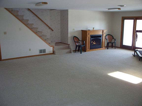 4th image of 318 Highland Ave