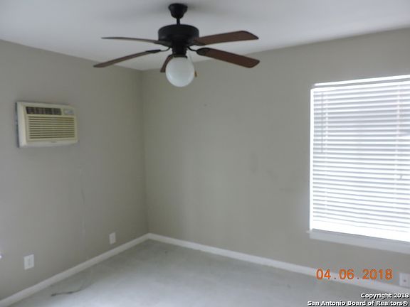2nd image of 115 Mascasa St