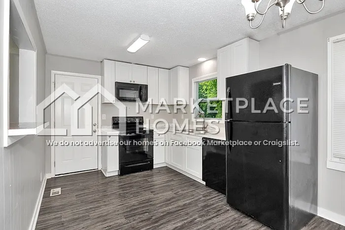 4002 Summerhill Dr NW — Photo 10
