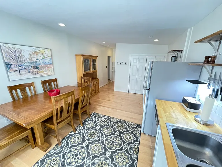 2338 New Market Rd — Photo 6