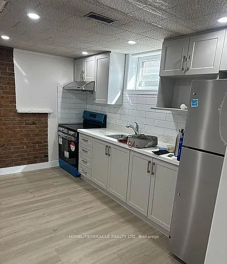 757 Phillip Murray Ave — Photo 8