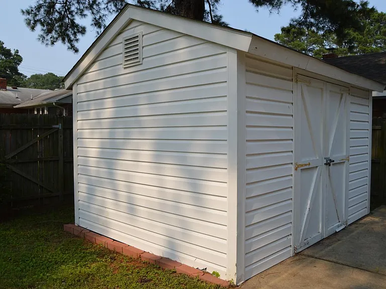 Shed