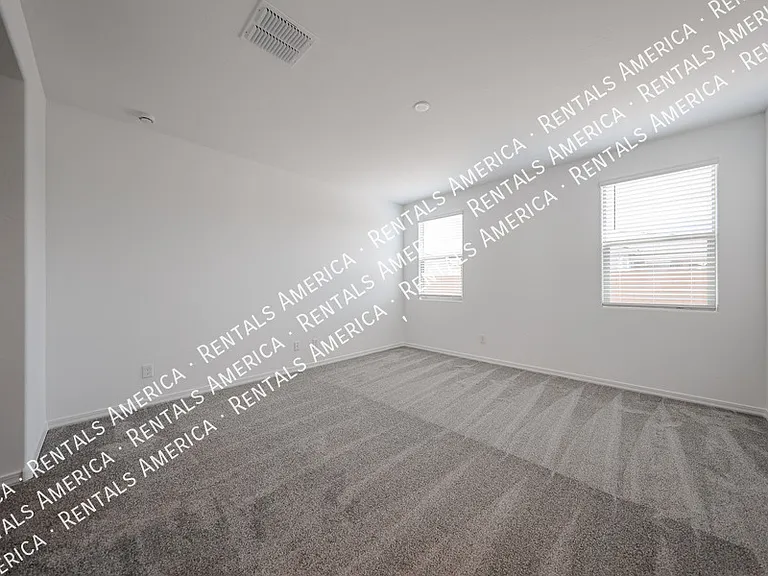 8725 W Windsor Blvd — Photo 28