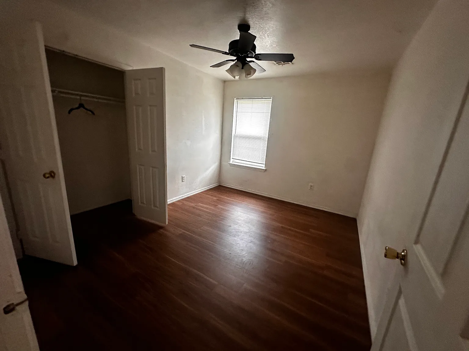 3 bed, 1064 sqft, $1,400 — Photo 4