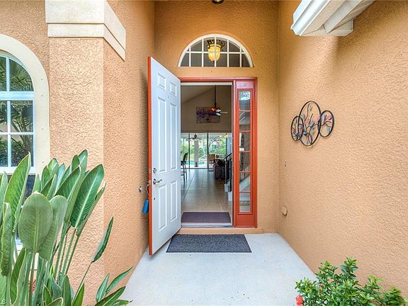 5th image of 9621 Raven Ct