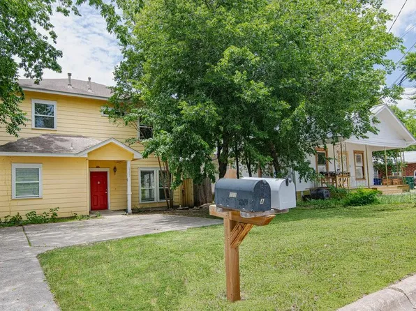 1702 Singleton Ave #A, Austin, TX 78702