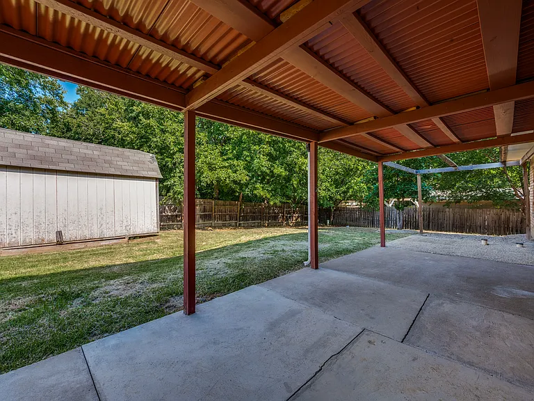 5518 Heathercrest Dr — Photo 23
