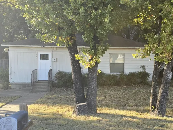 107 Fisk Rd, Seagoville, TX 75159