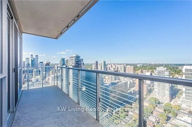 386 Yonge St #3702 — Photo 16
