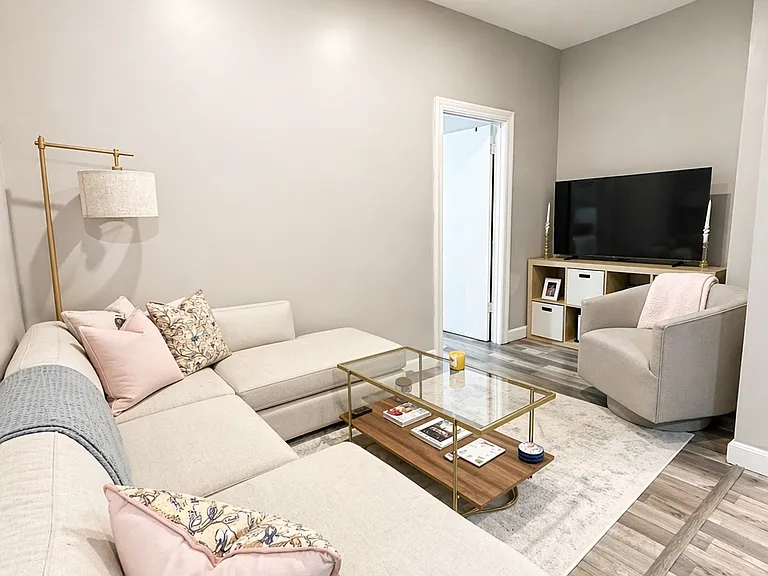 21 M St #1 — Photo 3