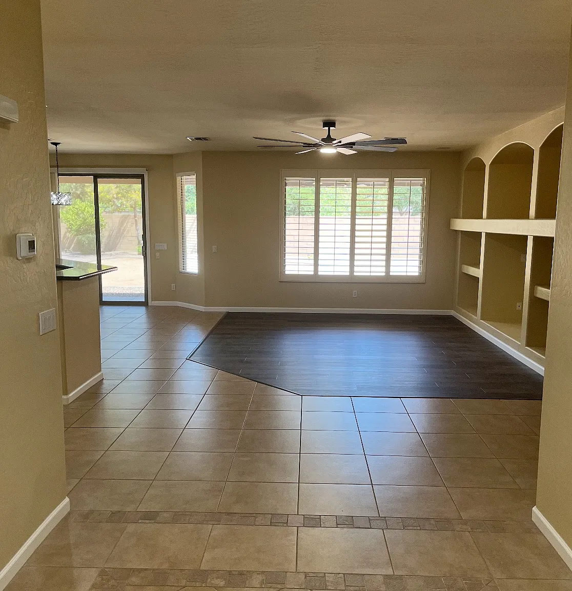 14116 W Shaw Butte Drive — Photo 2