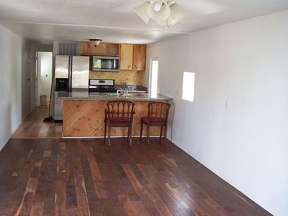 2nd image of 7 Coolidge Dr