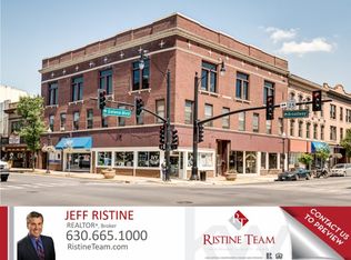 1 N Broadway, Aurora, IL 60505