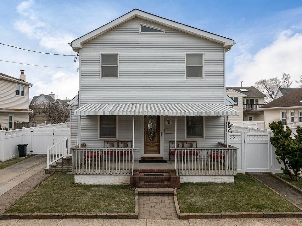 1st image of 194 Daytona St