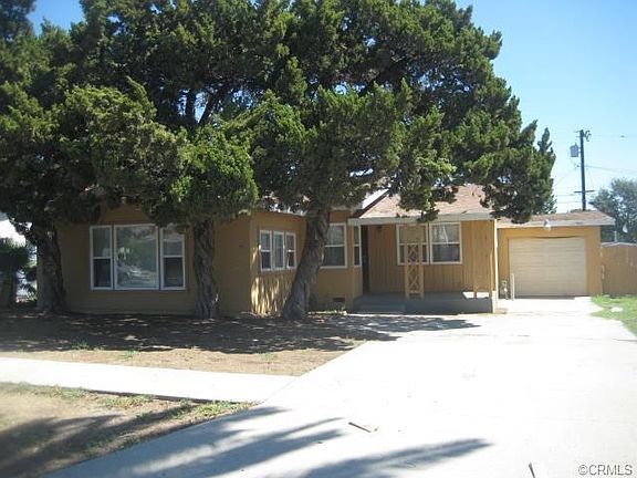 2nd image of 8631 Palmetto Ave