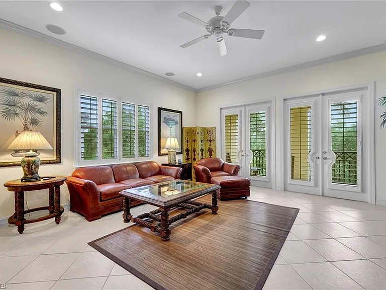2830 Tiburon Blvd E #103 — Photo 5