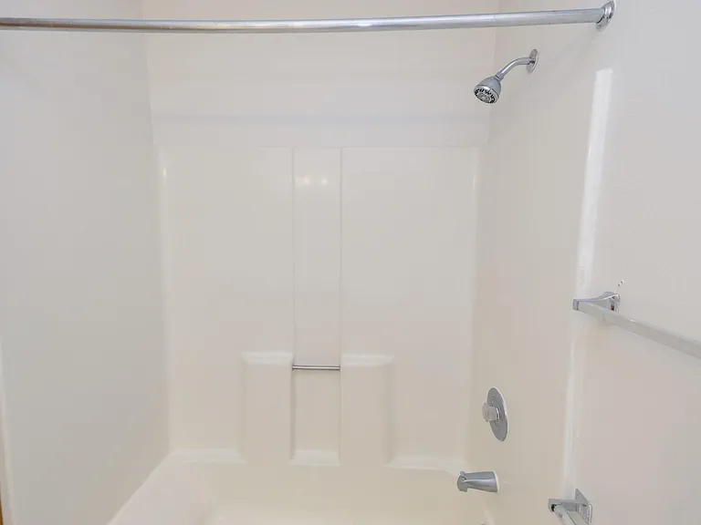 Parkside Apartments — Photo 11