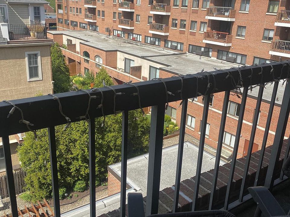 1st image of 200-10 Lombard St #640