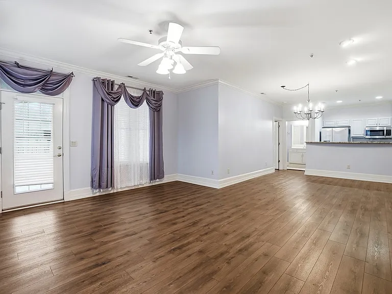 1117 Park West Dr — Photo 8