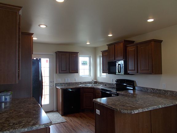 2nd image of 1101 Vera Cruz Cir