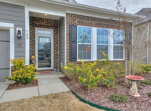 3rd image of 145 Margo Ln