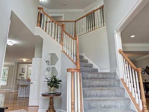5th image of 3904 Bruce Ln
