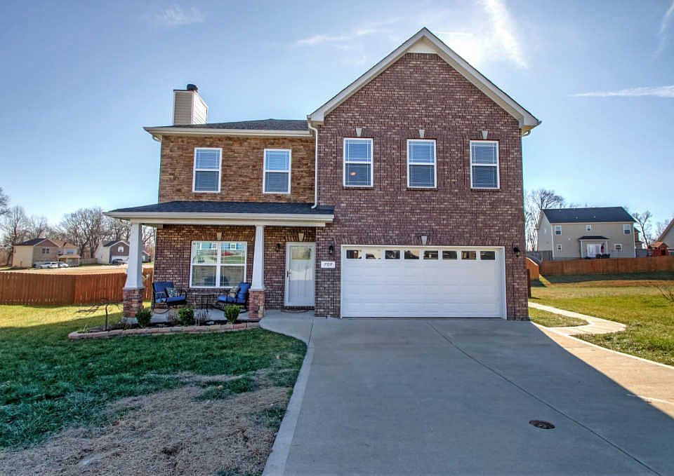 1st image of 709 Evergreen Ct