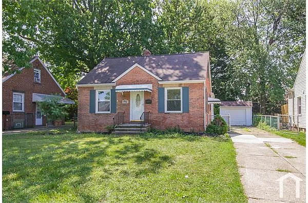 26470 Zeman Ave photo 1