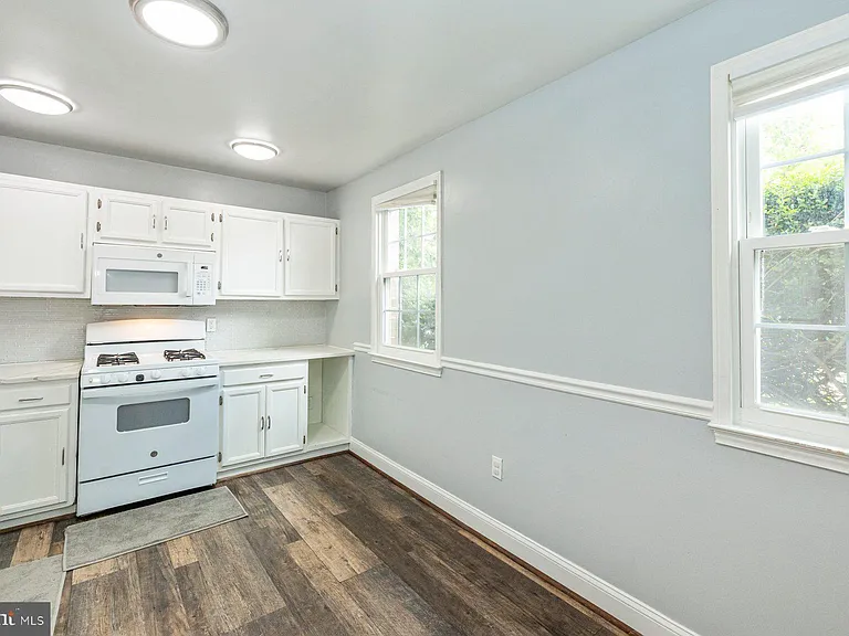 702 Quince Orchard Blvd #P-2 — Photo 8
