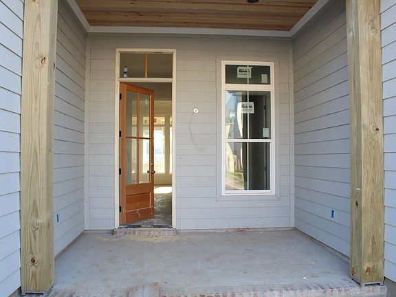 4th image of 202 Harvest Creek Ln