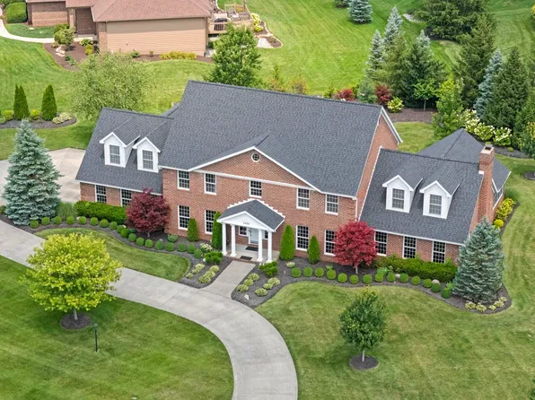 11626 W Sycamore Hills Dr, Fort Wayne, IN 46814