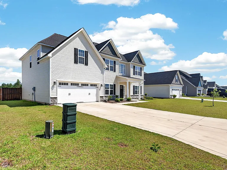 520 Indigo Johnston Dr — Photo 2