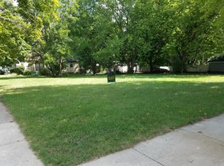 539 S Sheldon St, Charlotte, MI 48813