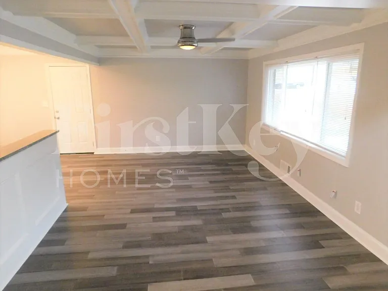 2742 Sherlock Dr — Photo 2
