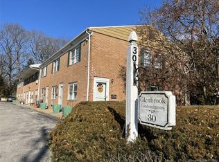 30 Maple Tree Ave #G, Stamford, CT 06906