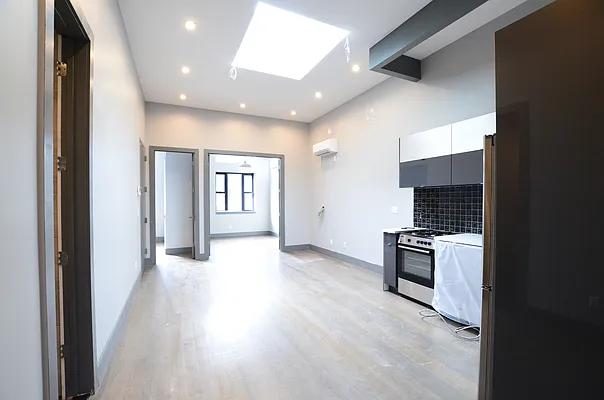 Rented by Miron Realty Group | media 24