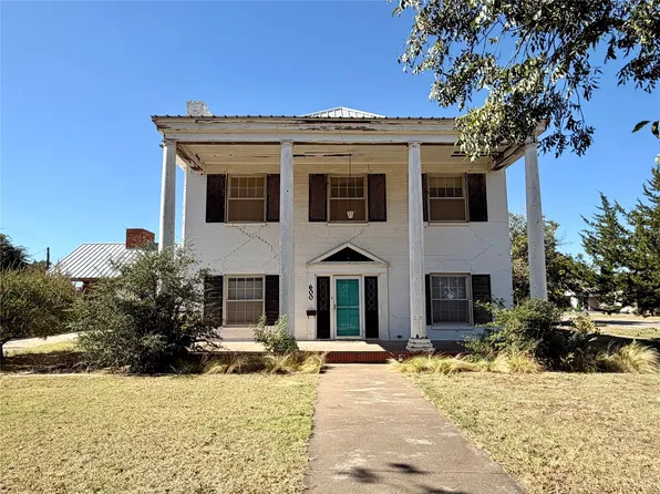 600 Mercer St, Quanah, TX 79252