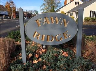59 Fawn Ridge Ln, Wilton, CT 06897