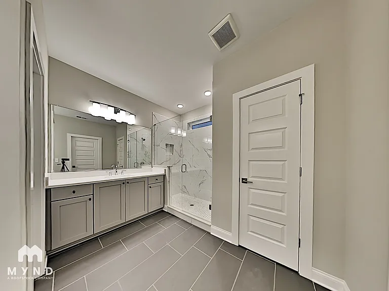 576 Broadview Pl NE — Photo 19