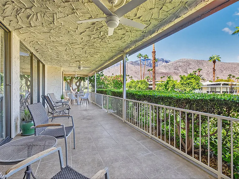 1570 S La Verne Way — Photo 6