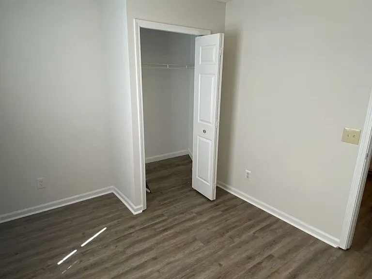 3122 Periwinkle Ct — Photo 17