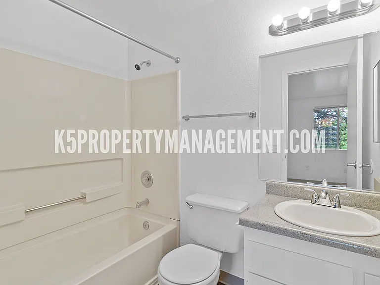 CEDAR MILL VILLAGE APARTMENTS — Photo 21