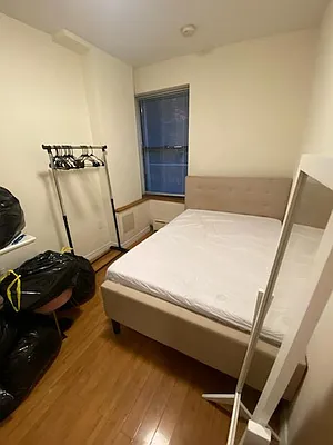 Rented by R & E Real Estate Management Co Inc | media 21