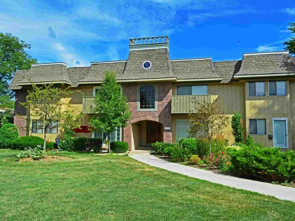 Courts of the Falling Waters