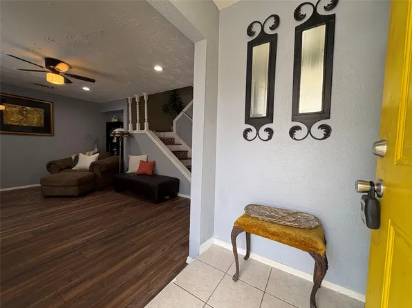 17119 Blackhawk Blvd, Friendswood, TX 77546