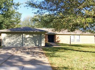 6420 Whitman Ave, Fort Worth, TX 76133