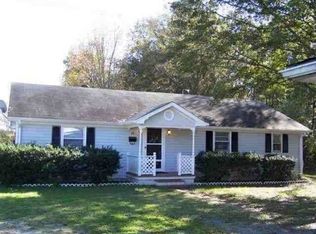 10 Stone St, Inman, SC 29349