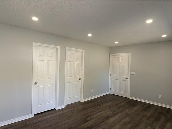 3rd image of 3789 Meadow Ln