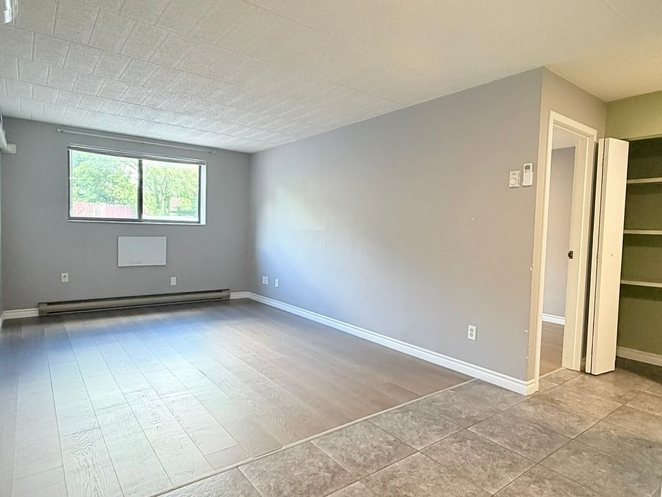 1st image of 360 Tecumseh Rd W Unit 103