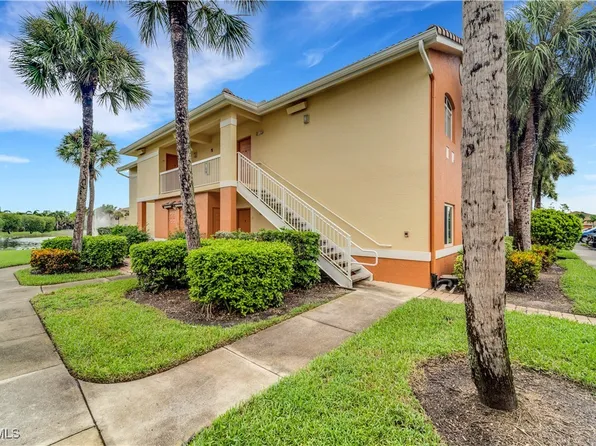 6450 Aragon Way APT 202, Fort Myers, FL 33966